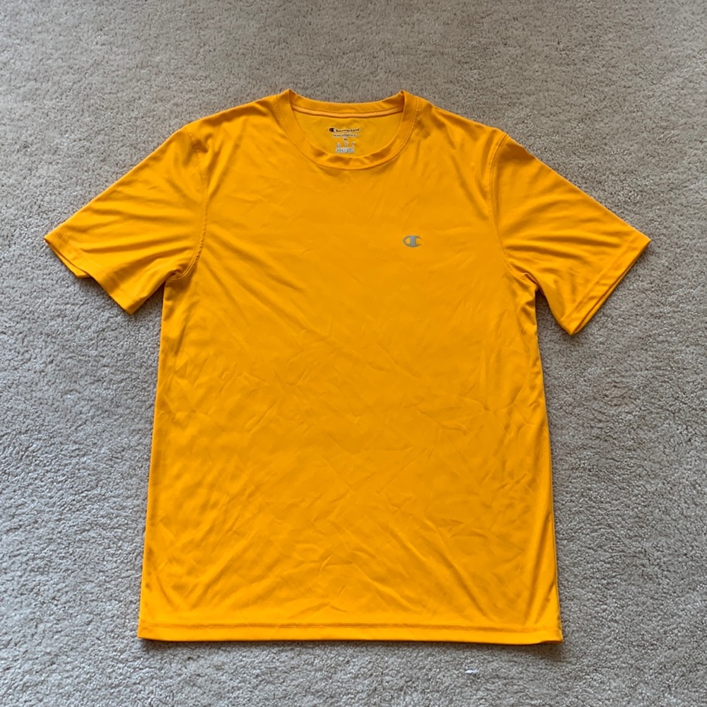 Champions dry fit t-shirt